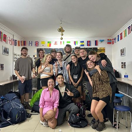 Feliz Hostel ハノイ市 エクステリア 写真
