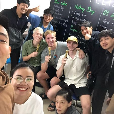 Feliz Hostel ハノイ市 エクステリア 写真
