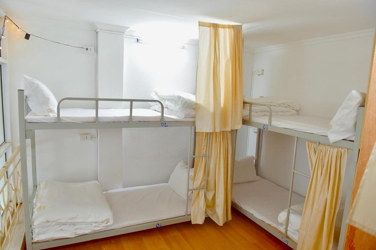 Feliz Hostel ハノイ市 エクステリア 写真